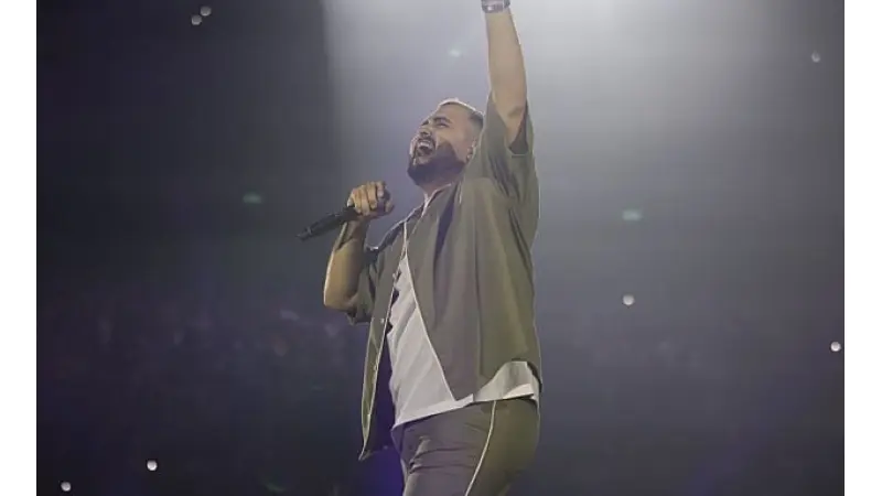 אושר כהן, היכל מנורה, 2024 | צילום: עמרי סילבר