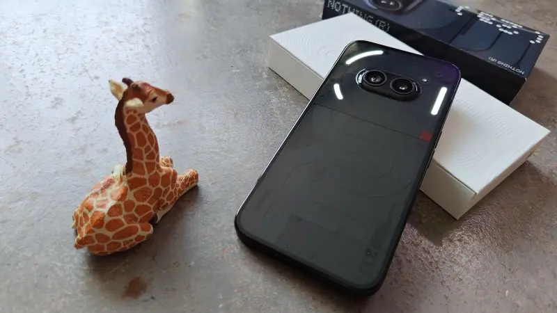 הסמארטפון Nothing Phone (2a). צילום: רון פיירמן