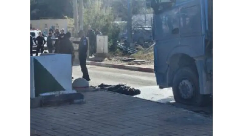 הסכין איתו ביצע המחבל את הפיגוע. שימוש לפי סעיף 27א לחוק זכויות יוצרים