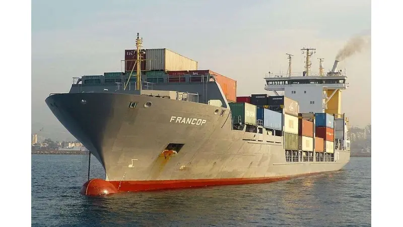 כלי נשק וסחורה נוספת נשלחים לנמל לטקיה בסוריה לפני ההגעה לנמלים באירופה (ארכיון). צילום: אי.אפ.פי