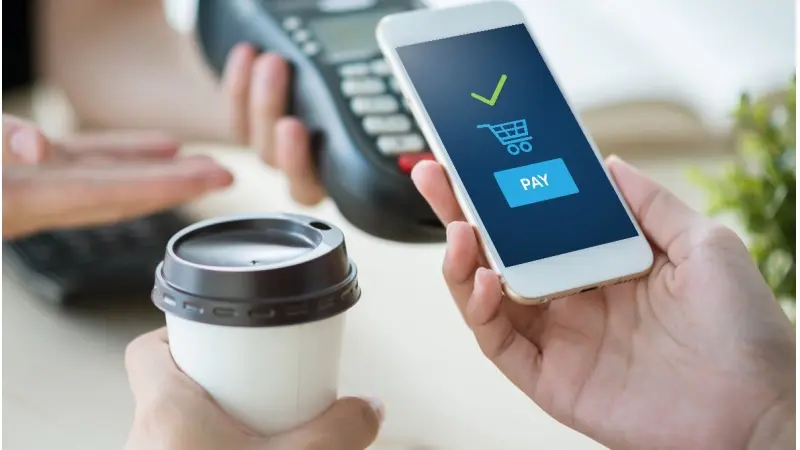 ארנק דיגיטלי, כמעט פי שתיים מהשנה שעברה, צילום: Paisit Teeraphatsakool,Shutterstock