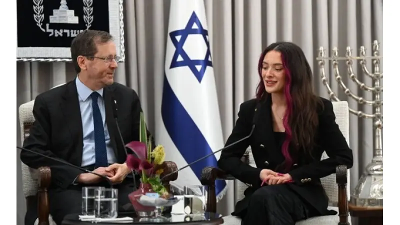 עדן גולן, מתוך הקליפ של "הוריקן"|צילום:
תאגיד השידור כאן 11