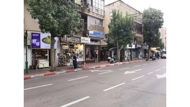במקום טוב באמצע. בני ברק | צילום ארכיון: נטלי פורטי