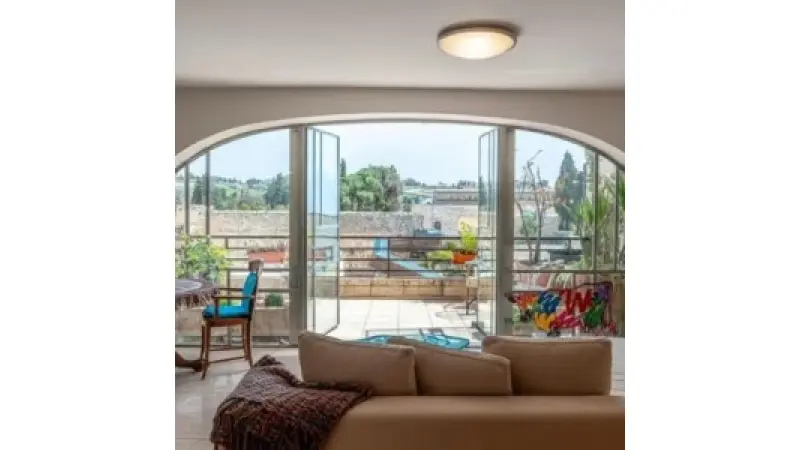 No description available