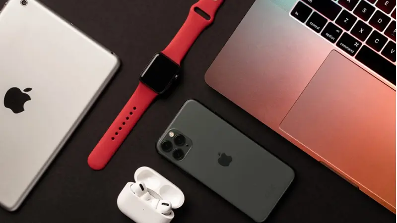 מוצרי אפל (צילום shutterstock)