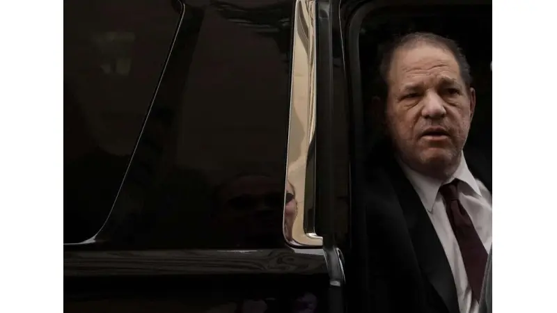 הארווי ויינסטין מובל למאסר. צילום: גטי אימג'ס