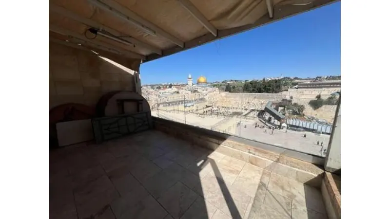 No description available