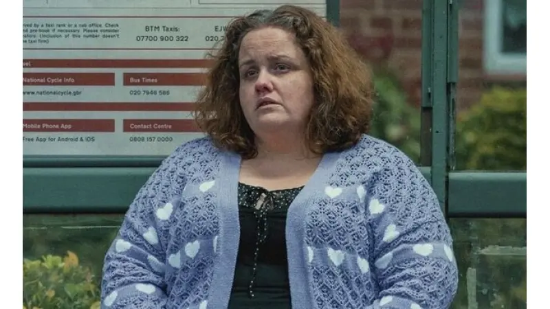 ג'סיקה גאנינג ב"אייל קטן". "מרתה" האמיתית לא מרוצה|צילום: יח"צ באדיבות Netflix