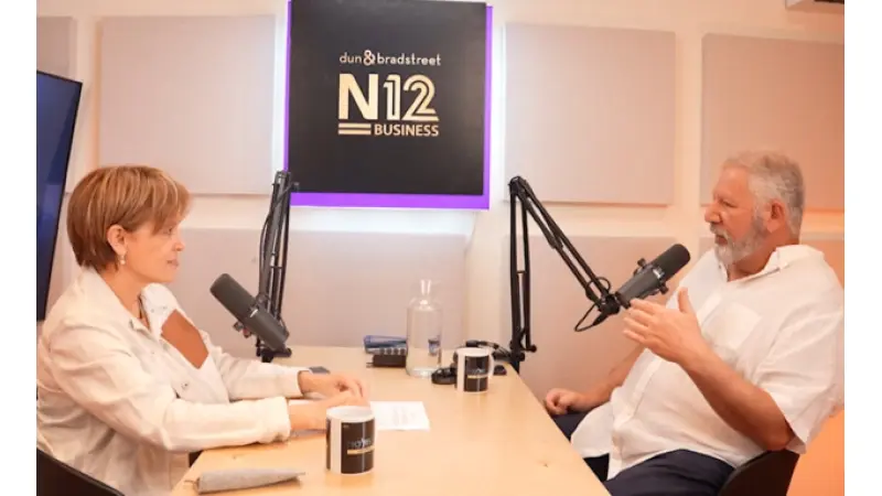 "ואז הגיע אוקטובר". גילעד אלטשולר|צילום: 
							סם יצחקוב