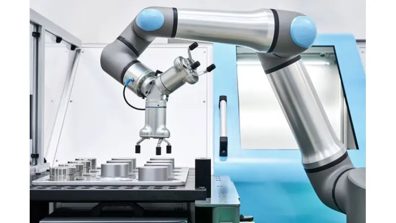 רובוט נשיאת משקל (צילום UR)