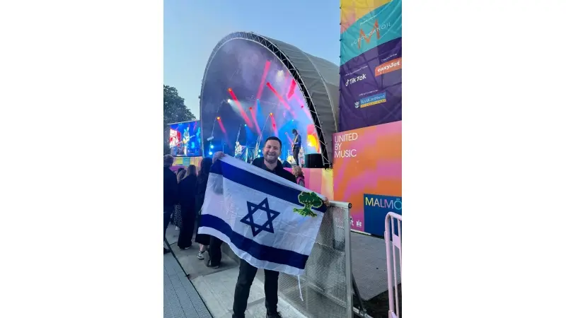 גיא הוכמן באירוויזיון (צילום יחצ)