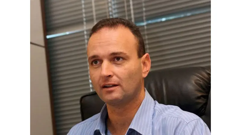 גיא ברנשטיין, מנכל פורמולה ומג'יקקרדיט: יח"צ
