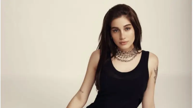 אלה לי להב | צילום שי פרנקו