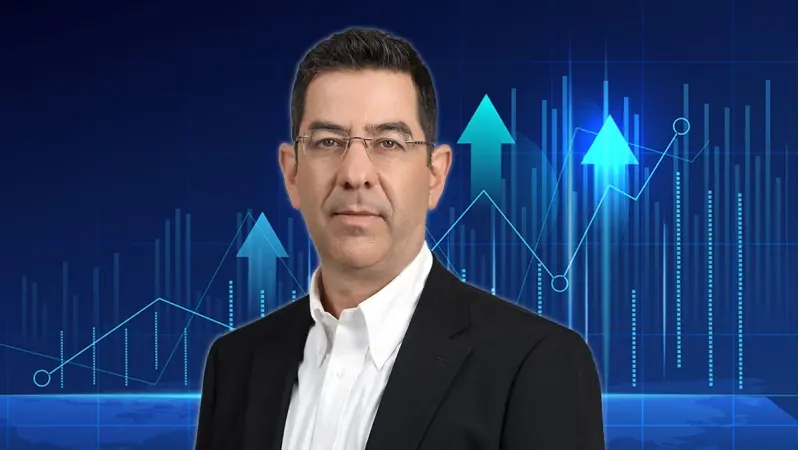 ערן גולן (צילום עופר חג'יוב, shutterstock)