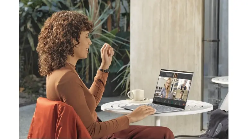 × ×××× ×-OmniBook X AI ×-EliteBook Ultra AI (××§×ר HP)