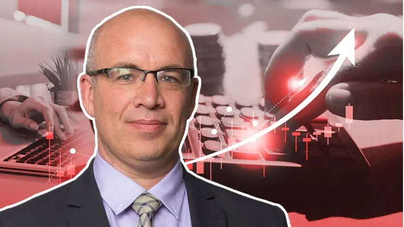 אלכס זבז'ינסקי (צילום vecteezy, רמי זרנגר)