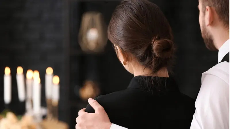 אבל (צילום shutterstock)